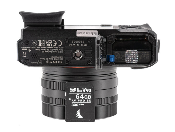 Sony RX1R III - test trybu filmowego - Budowa i ergonomia Sony RX1R III - test trybu filmowego - Budowa i ergonomia