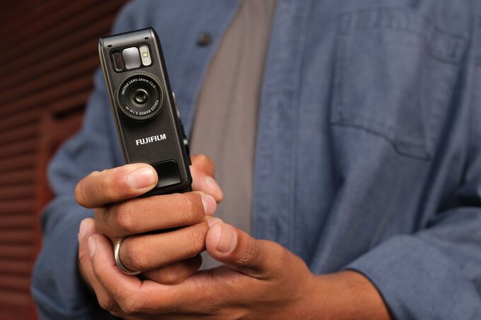 Instax mini Evo Cinema w polskiej dystrybucji