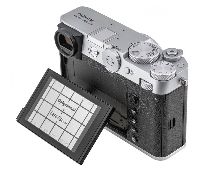Fujifilm GFX100RF - test trybu filmowego - Budowa i ergonomia Fujifilm GFX100RF - test trybu filmowego - Budowa i ergonomia
