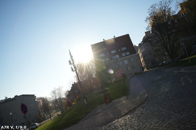 Viltrox AF 35 mm f/1.2 LAB - Odblaski