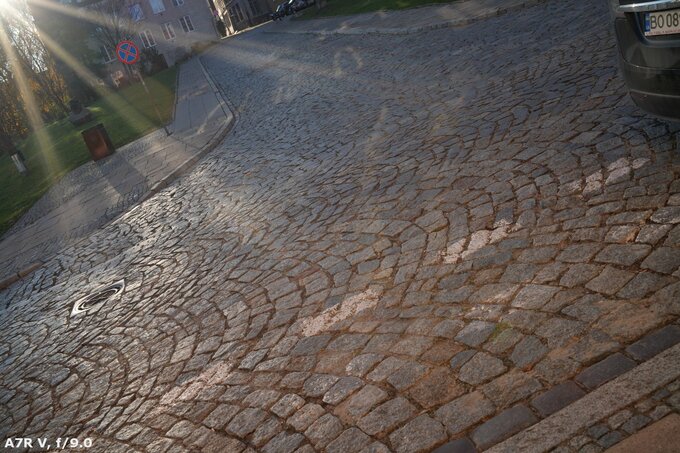 Viltrox AF 35 mm f/1.2 LAB - Odblaski