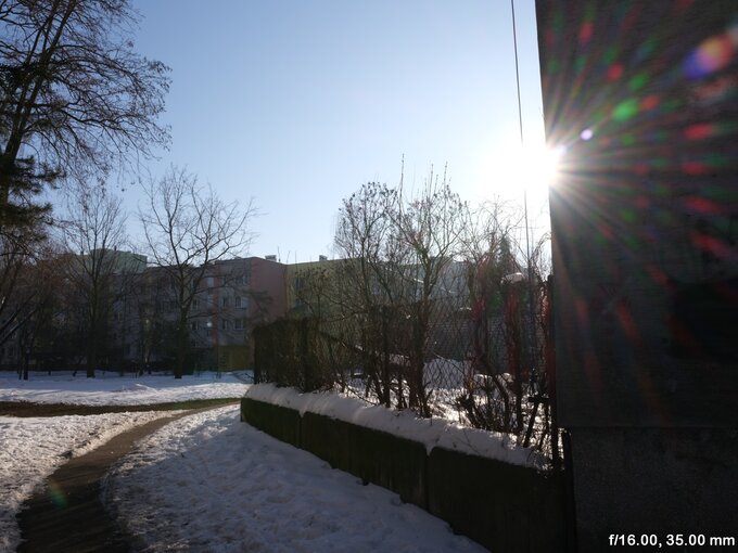 Fujifilm GFX100RF - Optyka