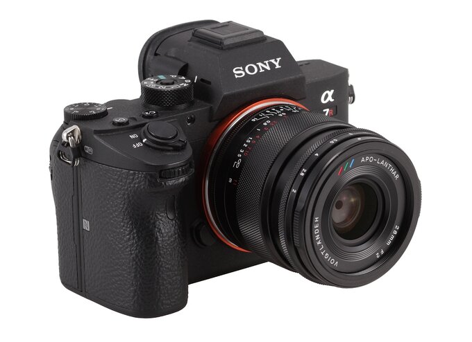 Voigtlander Apo Lanthar 28 mm f/2 Aspherical - Wst�p