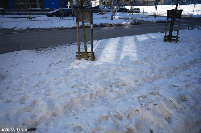 Voigtlander Apo Lanthar 28 mm f/2 Aspherical - Odblaski