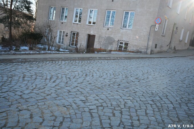 Sigma A 35 mm f/1.2 DG II - Odblaski