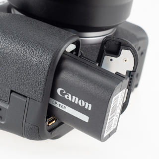 Canon EOS R6 Mark III - Budowa, jako�� wykonania i funkcjonalno��