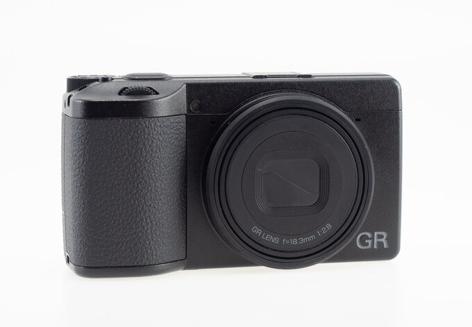 Ricoh GR IV - Wst�p
