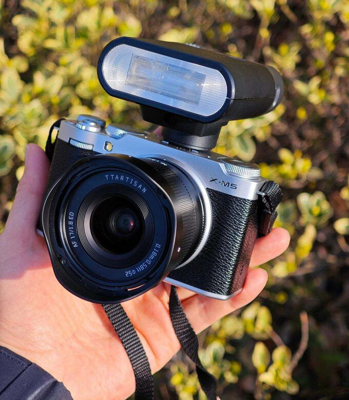 TTartisan AF 17 mm f/1.8 Air TTartisan AF 17 mm f/1.8 Air