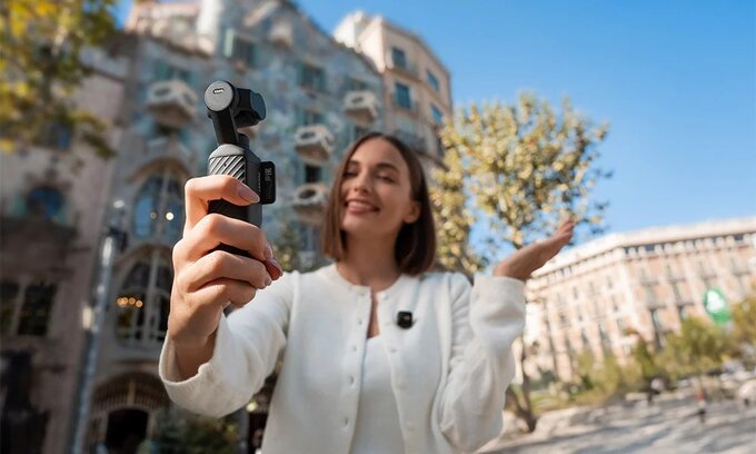 DJI Osmo Pocket 4