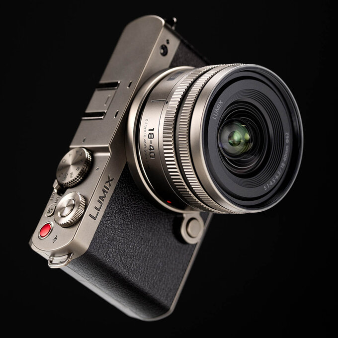 Panasonic Lumix S9 Black Titanium Edition