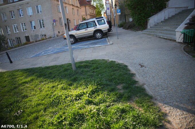 Sigma C 15 mm f/1.4 DC - Odblaski