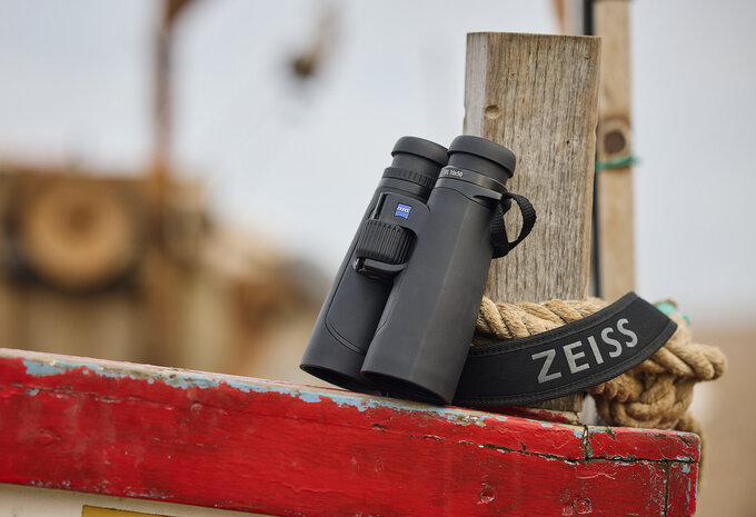 Lornetki Zeiss SFL klasy 50 mm - powr�t do korzeni - Zeiss SFL 50 mm - powr�t z klas�