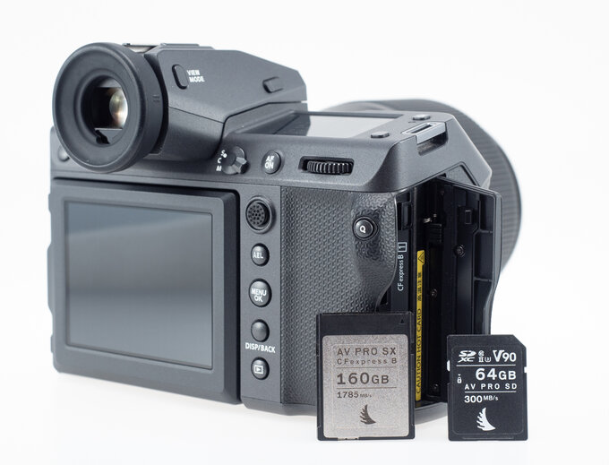 Fujifilm GFX 100 II - U�ytkowanie i ergonomia