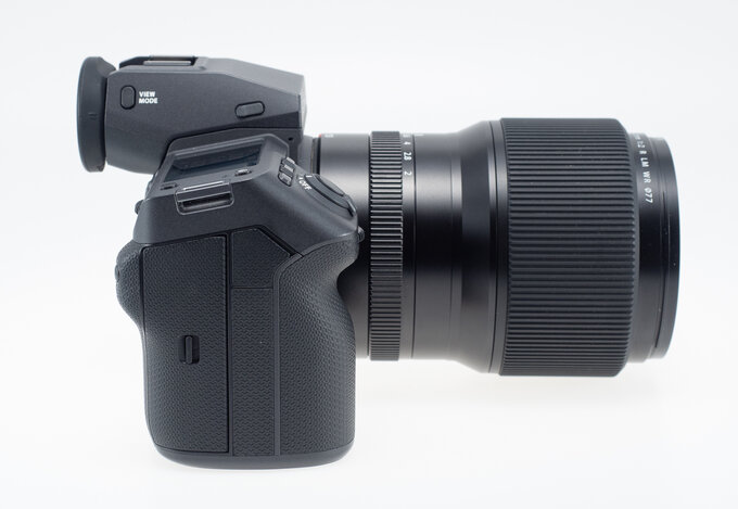 Fujifilm GFX 100 II - Budowa, jakość wykonania i funkcjonalność Fujifilm GFX 100 II - Budowa, jakość wykonania i funkcjonalność