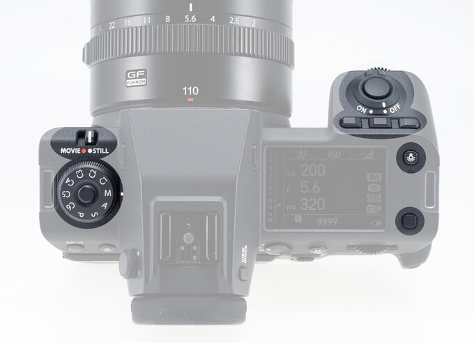 Fujifilm GFX 100 II - Budowa, jakość wykonania i funkcjonalność Fujifilm GFX 100 II - Budowa, jakość wykonania i funkcjonalność
