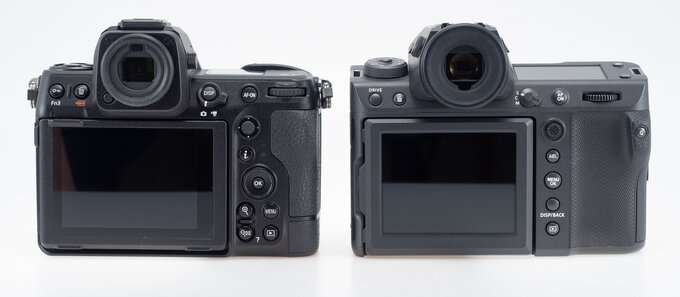 Fujifilm GFX 100 II - Budowa, jakość wykonania i funkcjonalność Fujifilm GFX 100 II - Budowa, jakość wykonania i funkcjonalność