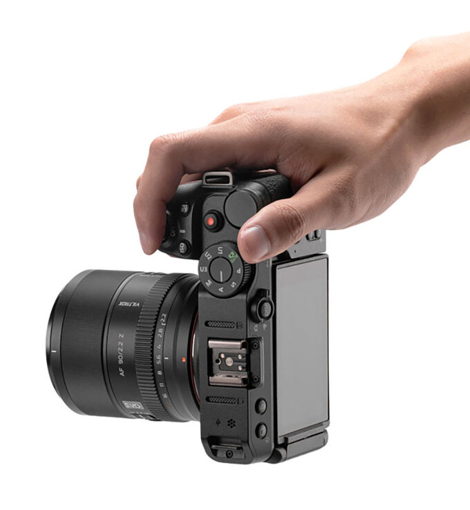 Viltrox AF 75 mm f/1.8 EVO i AF 90 mm f/2.2 EVO