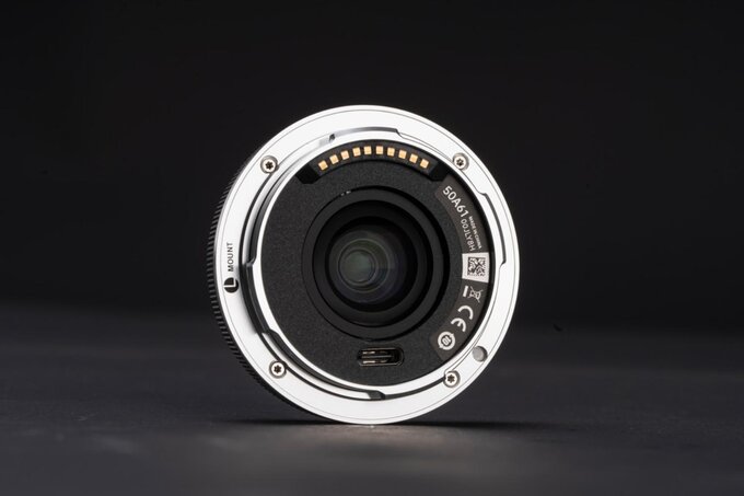 Viltrox AF 28 mm f/4.5 L Viltrox AF 28 mm f/4.5 L