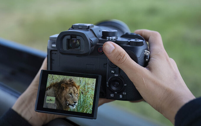 Sony RX10 V Sony RX10 V
