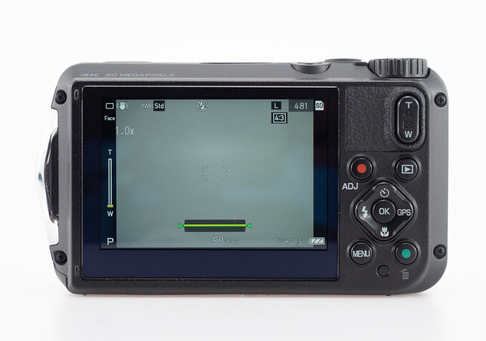 Pentax WG-8 - Budowa i jakość wykonania Pentax WG-8 - Budowa i jakość wykonania