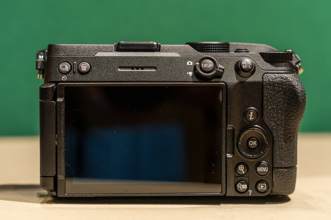 Nikon Z5 IIC w naszych r�kach - Nikon Z5 IIC w naszych r�kach