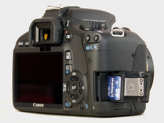 Canon EOS 550D - Budowa, jako wykonania i funkcjonalno