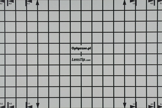 Sigma 50-500 mm f/4.5-6.3 APO DG OS HSM - Dystorsja