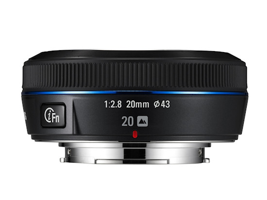 Samsung NX 20-50 mm f/3.5-5.6 ED i NX 20 mm f/2.8