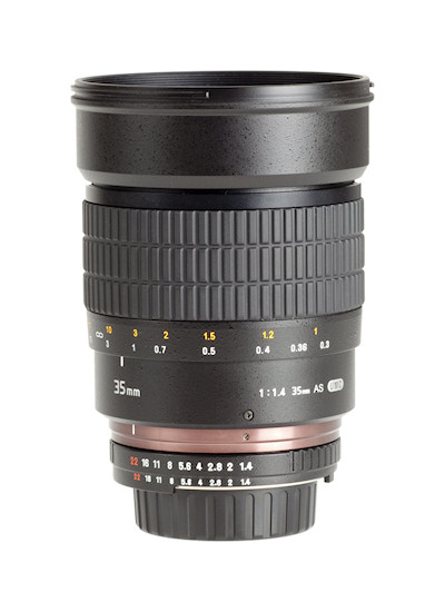Samyang 35 mm f/1.4 AS UMC 