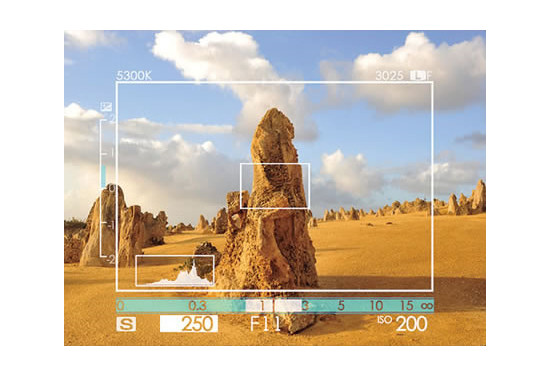 Fujifilm FinePix X100 - kompakt z matryc CMOS APS-C