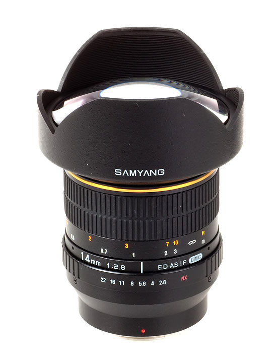 Samyang 14 mm f/2.8 z mocowaniem Samsung NX