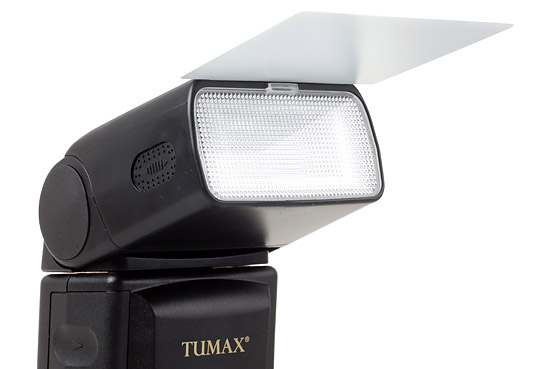 Nowa lampa byskowa Tumax DSS688