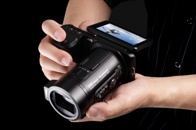 Hybrydowa kamera HD od JVC