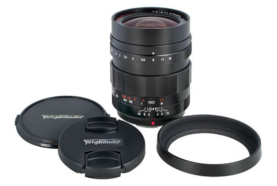 Voigtlander Nokton 17 mm f/0.95 Aspherical