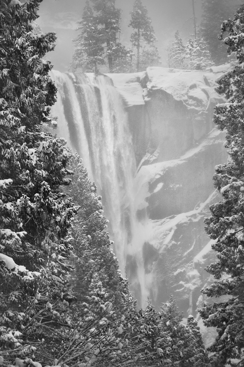 Czarno-biay kadr - Wizja monochromatyczna - Kompozycja czarno-biaa