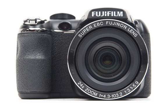 Test tanich megazoomw 2012 - Fujifilm FinePix S4200