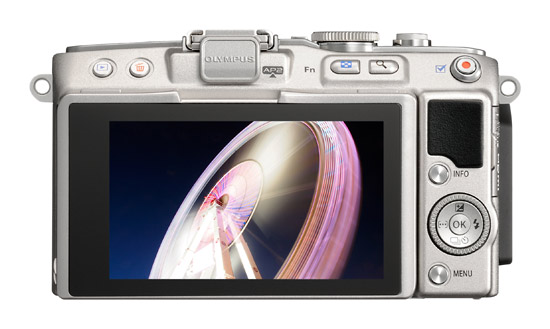 Olympus PEN E-PL5 i E-PM2