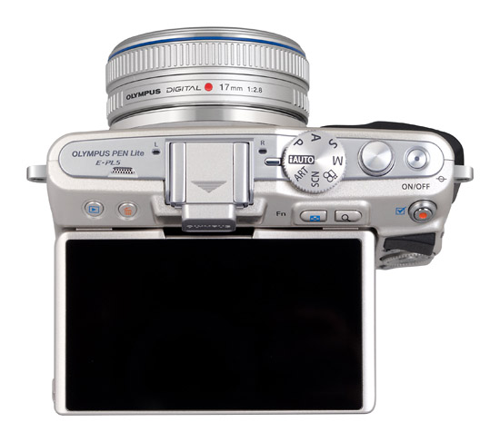 Olympus PEN E-PL5 i E-PM2