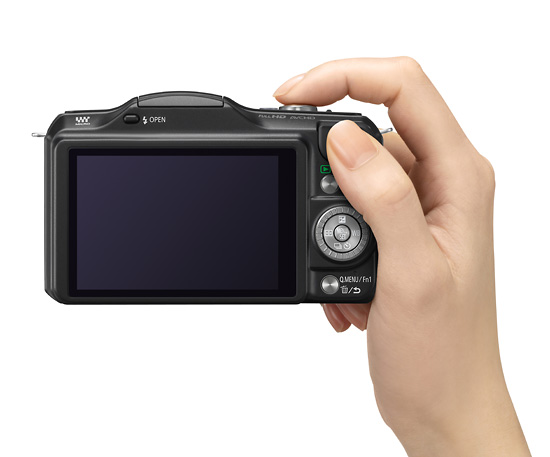 Panasonic Lumix DMC-GF5 - aparat dla kobiet - Wzornictwo