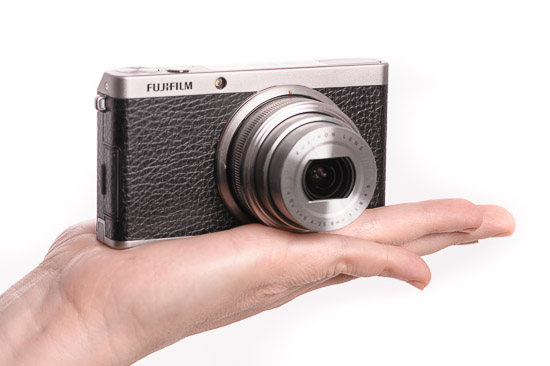 Fujifilm XF1 - Uytkowanie i ergonomia