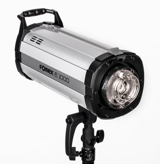 Nowe lampy studyjne Fomex E400, E600 i E1000