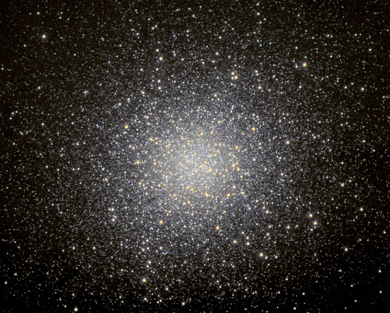Niebo przez lornetk - M13 - Gromada kulista M13