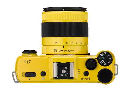 Pentax Q7 i Pentax-07 Mount Shield Lens