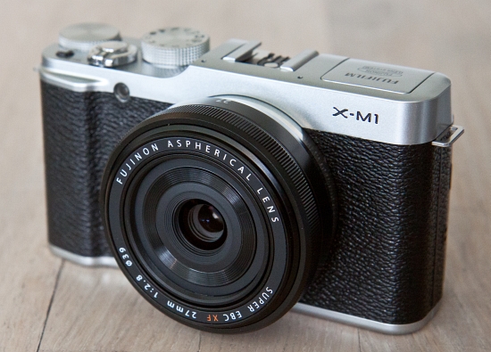 Fujifilm X-M1 - pierwsze wraenia i wywiad z konstruktorem - Fujifilm X-M1 - pierwsze wraenia i wywiad z konstruktorem