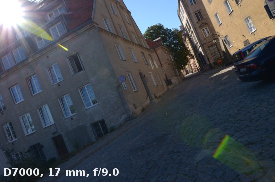 Tokina AT-X PRO FX SD 17-35 mm f/4 (IF)  - Odblaski