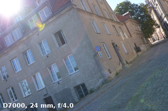 Tokina AT-X PRO FX SD 17-35 mm f/4 (IF)  - Odblaski