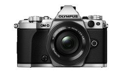 Aktualizacje firmware dla OM-D E-M1 i E-M5 Mark II - Olympus prezentuje nowe funkcje