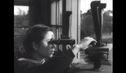 Historyczny film z fabryki optyki Nippon Kogaku