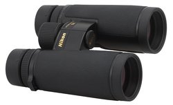 Test lornetki Nikon Monarch HG 10x42