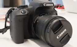 Canon EOS 800D w naszych rkach